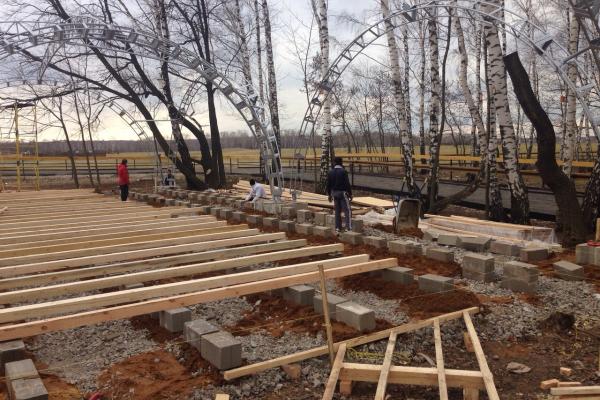 Пол из половой доски 28 мм по 1700 руб м2 (апалубка из бруса)
